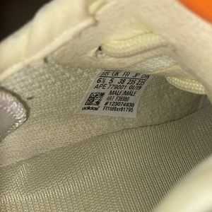 yeezy inside tag & bottoms.